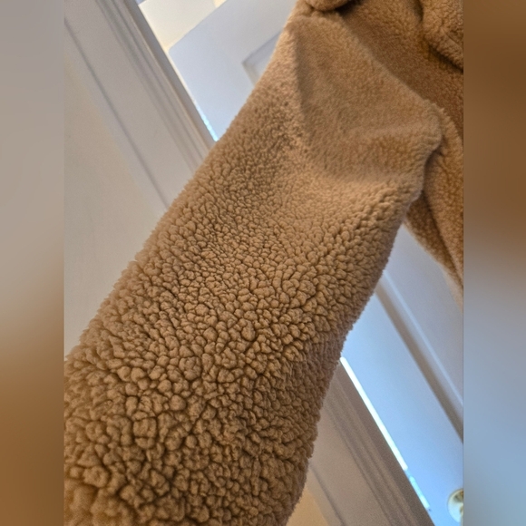 C&C California Tan Faux Fur Teddy Jacket Womens Size Medium - Picture 4 of 5